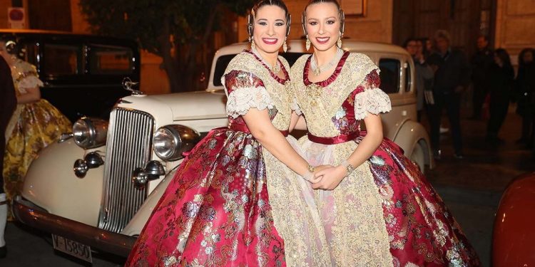 Galería de fotos de la exaltación de la Fallera Mayor de Valencia