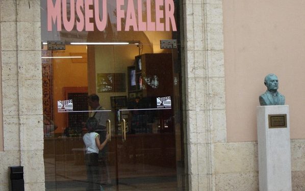 Las visitas de los pacientes de Alzheimer al Museo Fallero de València tendrán lugar los días 16 y 30 de enero y los días 13 y 27 de febrero
