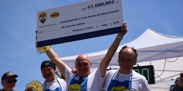 Se abre la 3ª convocatoria en la que Arroz Dacsa premiará al mejor cocinero de paellas de la Comunidad Valenciana de 2019