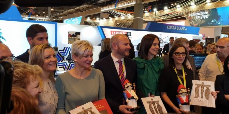 La Diputación muestra en Fitur la ‘brillo’ del turismo valenciano fruto de la colaboración entre instituciones y empresas