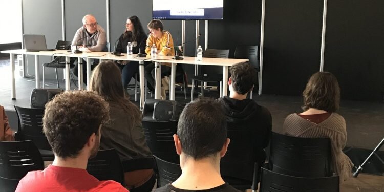 El IVAJ apuesta por las jóvenes ilustradoras en Heroes Comic Con València