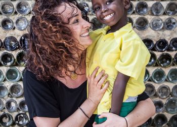 Las Cervezas del Mercado by BWK inaugura la exposición de la ONG valenciana One Day Yes, “Vente a Lamu” con fotografías de Mona Antonioli