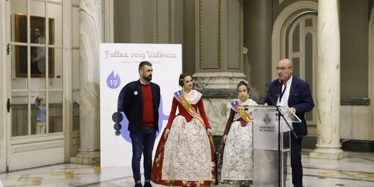 El disco ‘Albaes falleres amb estil’ de la Diputació promueve la cultura festiva de las fallas