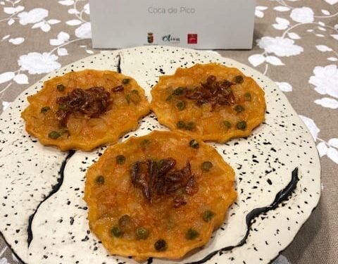 El restaurante Oasis de Oliva gana el II concurso nacional de coques