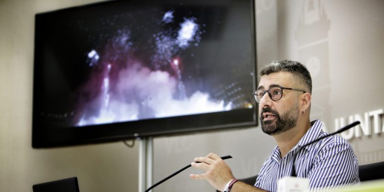 La gran Fira de Juliol programa más de 200 actividades y se consolida como el «Festival de festivales» de València