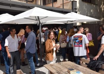 “Sangre de Horchata”, el homenaje de Fartons Polo y Paco Roca al pueblo de Alboraya