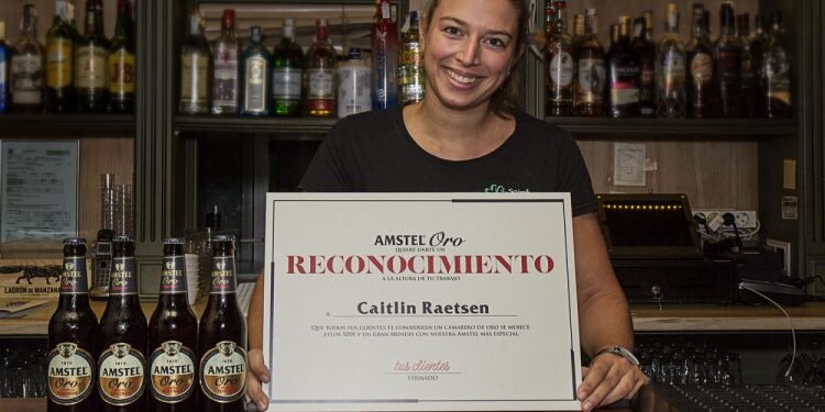 Una herramienta digital permite participar en la valoración y selección de los ganadores del ‘premio AMSTEL ORO al mejor camarero’