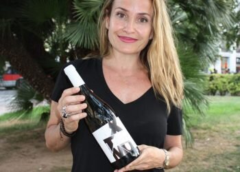 Celler Cataruz vuelve a destacar entre los mejores vinos de España con su vino blanco Xtmo(Extremo)