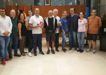 Massamagrell acoje la llegada del primer peregrino internacional del camino del Santo Grial