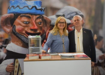 Doctora Ana Mafé García y el director Alexander Landsberger de STORY HOUSE grabarán un documental del Santo Grial en Valencia