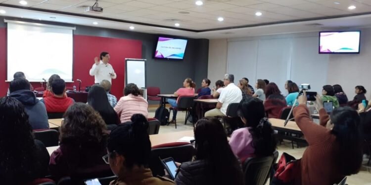 UpToYou en colaboración con Educathink dan a conocer su gran proyecto para este próximo año 2020