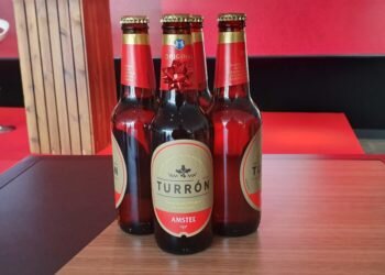 AMSTEL turrón ofrece la esencia de la navidad en formato cerveza