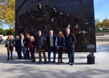 Inaugurada la segunda escultura del Camino del Santo Grial en Massamagrell