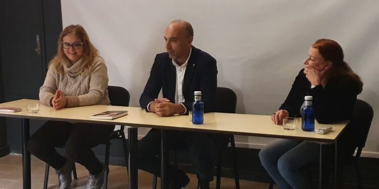 Presentación de la novela María de Castilla en Aula Grial
