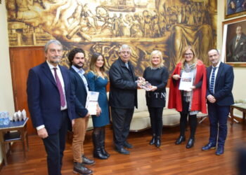 Presentación del consorcio europeo del Camino del Santo Grial en el Ateneo de Valencia