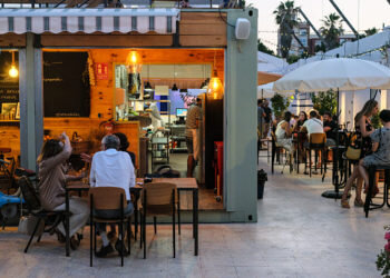  Mercabañal amplía la oferta gastronómica y de ocio para fomentar la cultura de terraza como sello mediterráneo