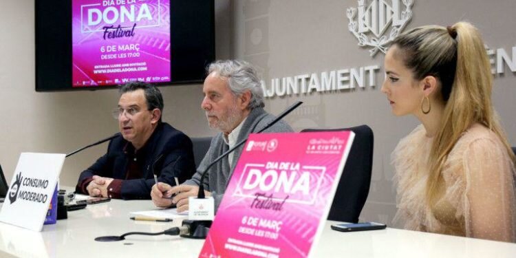 Valencia se teñirá de violeta con motivo de la tercera edición del Dona Festival