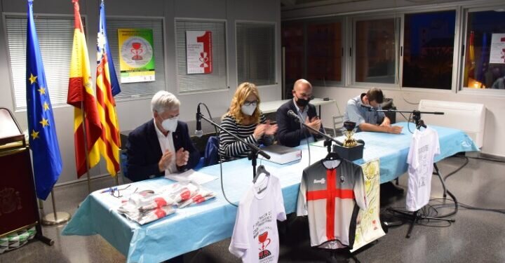 Presentación de la I Peregrinación Ciclista Corona de Aragón en Massamagrell