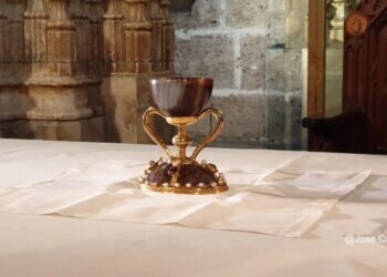 València aspira en el Año Jubilar del Santo Grial a convertirse en centro de peregrinación de «hermandad y humanidad»