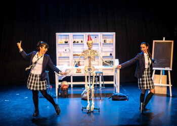 Esta semana en sala Russafa… una nueva oportunidad para disfrutar de la aventura Ciència i ficció: sublimació al laboratori en la programación familiar