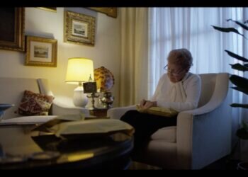 Amstel entrega sus galardones falleros en una edición especial y para recordar que todo pasa, pero las Fallas permanecen