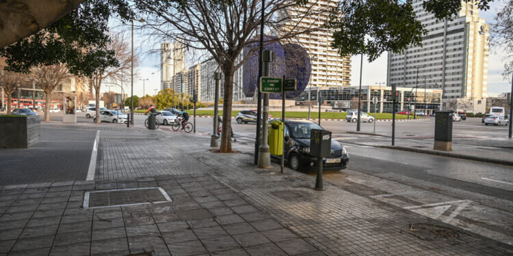 Movilidad sostenible proyecta el itinerario ciclista que recorrerá la avenida General Avilés