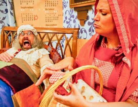 Caperucita se harta de su propio cuento en Caputxeta diu prou!!, el espectáculo familiar que Sala Russafa estrena en València