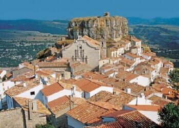 Ares del Maestrat, el altar de los maestres.