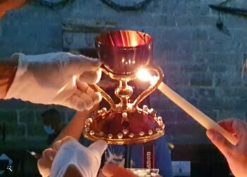 ¿Sabías porqué está roto el Santo Cáliz de la Catedral (El Grial de Valencia ) y lo que sucedió después?