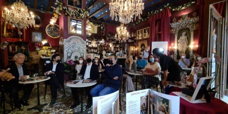 Valencia, Ciudad del Grial rinde homenaje a la trayectoria artística de la Dra. María Gómez Rodrigo