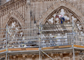 La Catedral de Valencia inicia obras para determinar el origen de las afecciones a los frescos renacentistas de los ángeles músicos