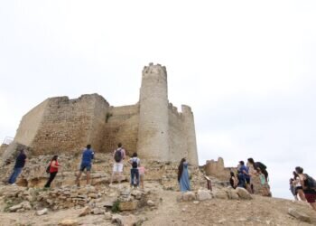 El castillo de Xivert revive su época dorada con el proyecto de recreación histórica «Els teus castells» impulsado por la Diputación de Castellón