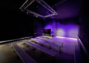 La cultura alza el telón en patraix con un nuevo espacio escénico