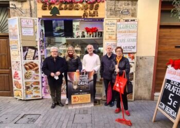 Comienza la señalización del Camino del Santo Grial en Ciutat Vella