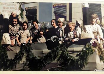 Cabalgata Infantil fallas de Valencia