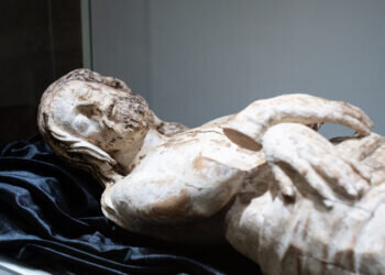 El Museo de la Catedral expone un Cristo yacente del siglo XVI donado por una familia valenciana 