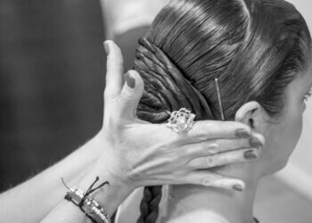 Como hacer un peinado de fallera