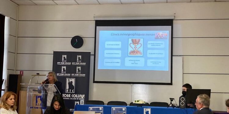 Montserrat Amorós, presidenta de la Universidad de la 3ª Edad del Alto Palancia internacionaliza el Camino del Santo Grial en Grecia