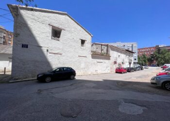 L’Ajuntament invertirá 300.000 euros para convertir las alquerías de la calle Olba en un centro cívico