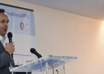 La Asociación Profesional de Periodistas Valencianos celebra su V gala solidaria en un concurrido acto social