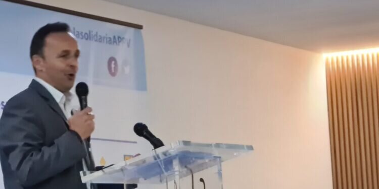 La Asociación Profesional de Periodistas Valencianos celebra su V gala solidaria en un concurrido acto social