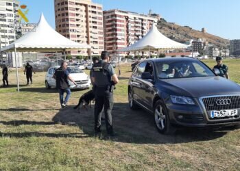 La Guardia Civil asegura la protección en el Festival Zevra en Cullera