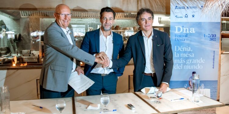 D*NA Festival Dénia prepara su quinta edición invitando a disfrutar de una mesa interminable junto al mar