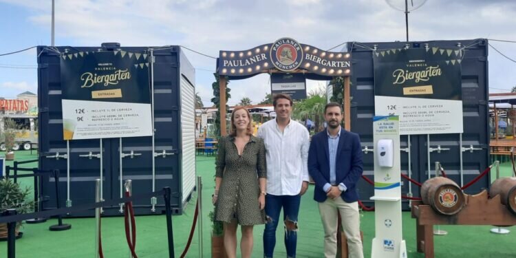 El ‘jardín de la cerveza’ de Valencia supera las previsiones y ayudará a plantar más de 400 árboles