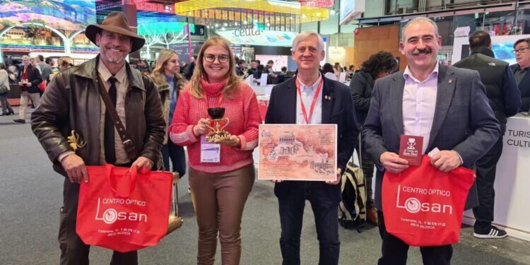 Centro Óptico Clínico Losan apoya el Camino del Santo Grial en FITUR