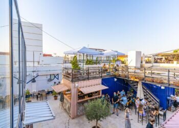 Mercabañal: sabores auténticos y modernidad en un nuevo destino gastronómico en Valencia