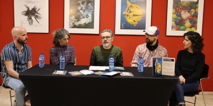 El Teatre Rialto de València presenta la producció pròpia ‘Obra pública’