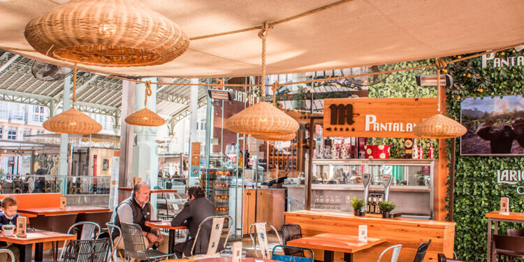 Mercado de Colón: una joya arquitectónica y gastronómica en el centro de Valencia