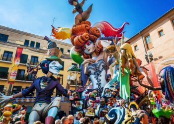 Las Fallas de Valencia: Una historia de tradición y arte