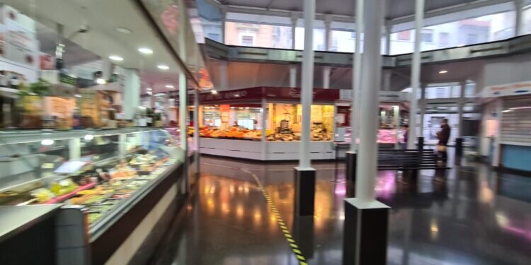 Mercado de Mosén Sorell: una parada gastronómica imprescindible en Valencia